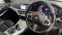 2022 (22) BMW 3 SERIES 320i xDrive M Sport 4dr Step Auto 5281231