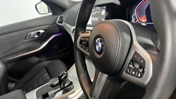 2022 (22) BMW 3 SERIES 320i xDrive M Sport 4dr Step Auto 5281247