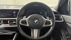 2022 (22) BMW 3 SERIES 320i xDrive M Sport 4dr Step Auto 5281230