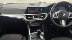 2022 (22) BMW 3 SERIES 320i xDrive M Sport 4dr Step Auto 5281229