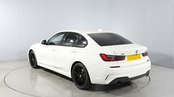 2022 (22) BMW 3 SERIES 320i xDrive M Sport 4dr Step Auto 5281227