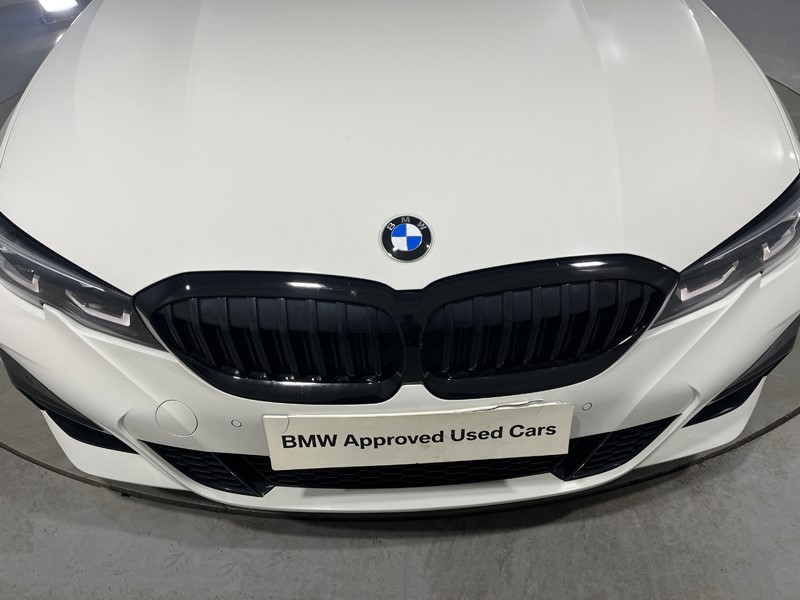 2022 (22) BMW 3 SERIES 320i xDrive M Sport 4dr Step Auto 5281266