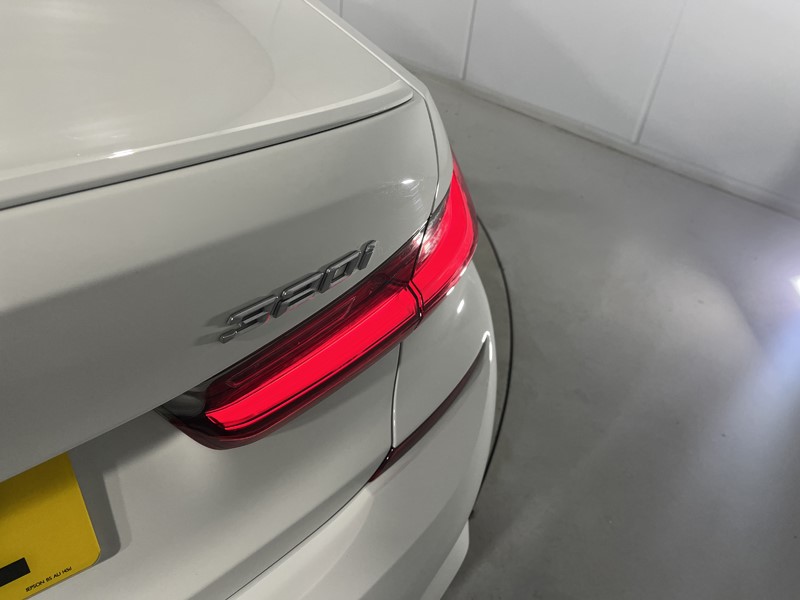 2022 (22) BMW 3 SERIES 320i xDrive M Sport 4dr Step Auto 5281269