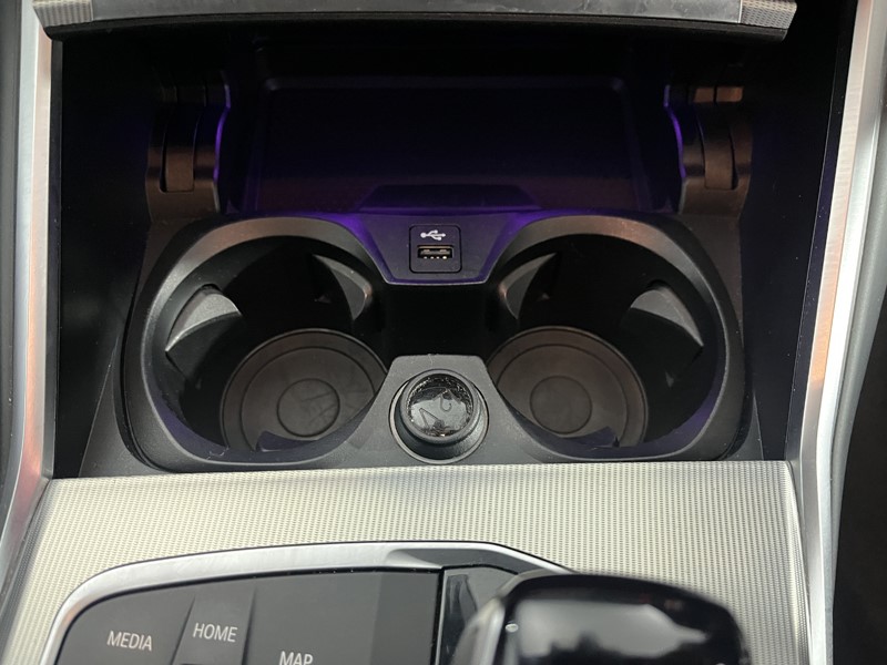 2022 (22) BMW 3 SERIES 320i xDrive M Sport 4dr Step Auto 5281256