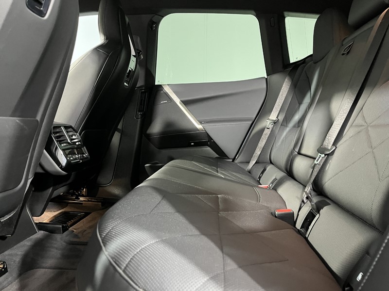 2022 (72) BMW iX 385kW xDrive50 M Sport Edition 111.5kWh 5dr Auto 5237625