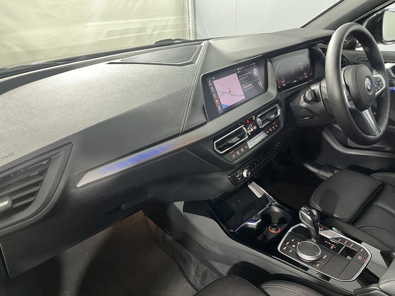 2020 (20) BMW 1 SERIES 118i M Sport 5dr Step Auto 5304321