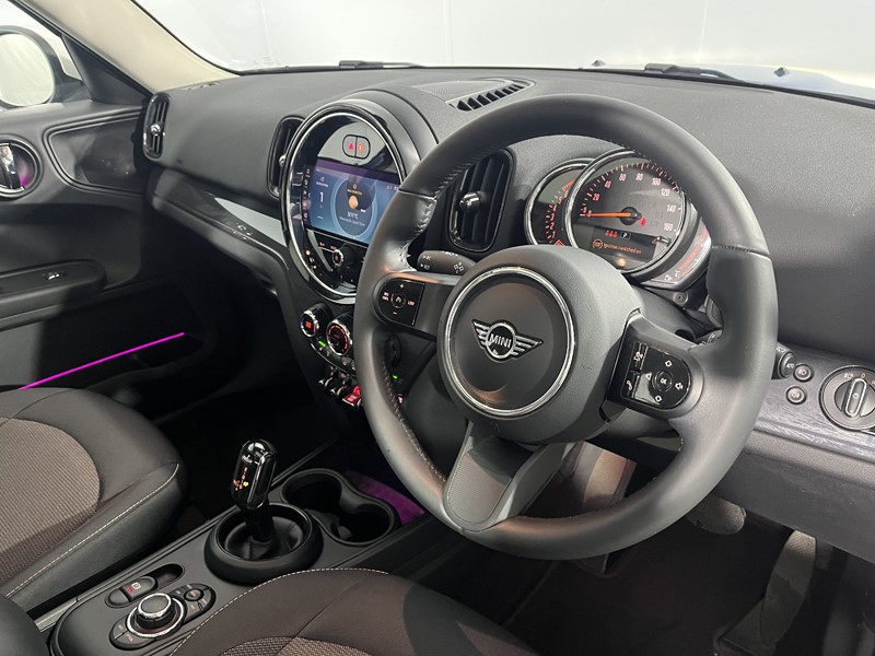 2022 (72) MINI COUNTRYMAN 1.5 Cooper Classic 5dr Auto 5281701