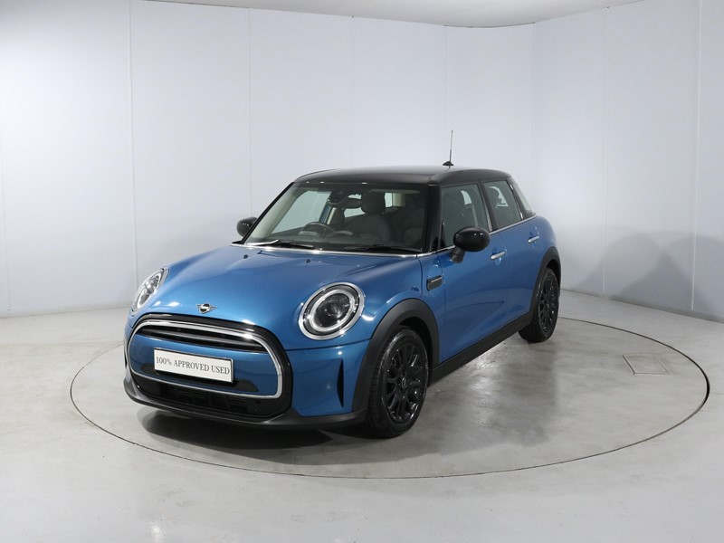 2023 (23) MINI HATCHBACK 1.5 Cooper Classic Premium 5dr 5281374