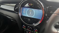 2023 (23) MINI HATCHBACK 1.5 Cooper Classic Premium 5dr 5281347