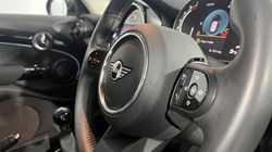2023 (23) MINI HATCHBACK 1.5 Cooper Classic Premium 5dr 5281357