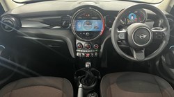 2023 (23) MINI HATCHBACK 1.5 Cooper Classic Premium 5dr 5281344
