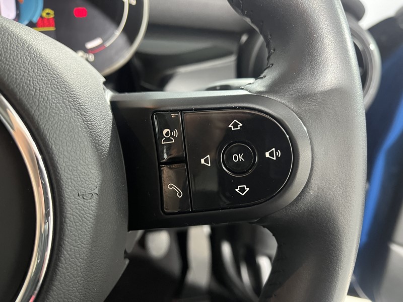 2023 (23) MINI HATCHBACK 1.5 Cooper Classic Premium 5dr 5281359