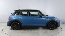 2023 (23) MINI HATCHBACK 1.5 Cooper Classic Premium 5dr 5281343