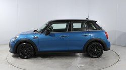 2023 (23) MINI HATCHBACK 1.5 Cooper Classic Premium 5dr 5281376