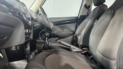 2023 (23) MINI HATCHBACK 1.5 Cooper Classic Premium 5dr 5281367