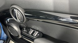 2023 (23) MINI HATCHBACK 1.5 Cooper Classic Premium 5dr 5281355