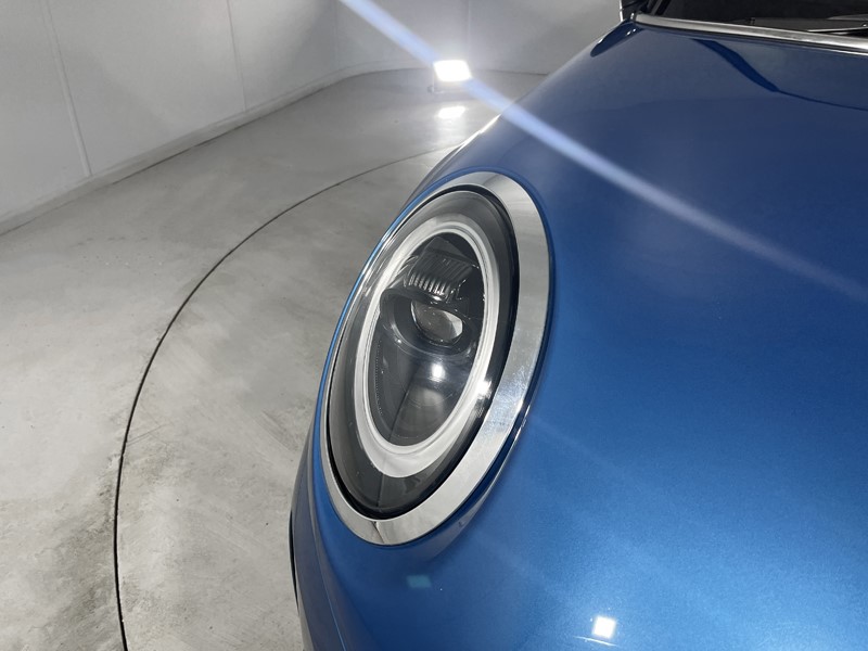 2023 (23) MINI HATCHBACK 1.5 Cooper Classic Premium 5dr 5281370