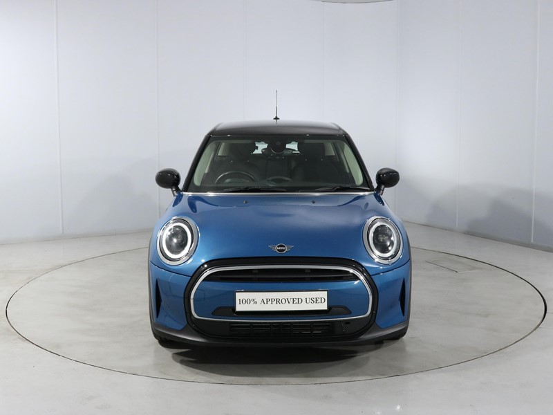 2023 (23) MINI HATCHBACK 1.5 Cooper Classic Premium 5dr 5281353