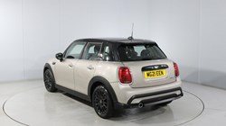 2021 (21) MINI HATCHBACK 1.5 Cooper Classic 5dr 5291587