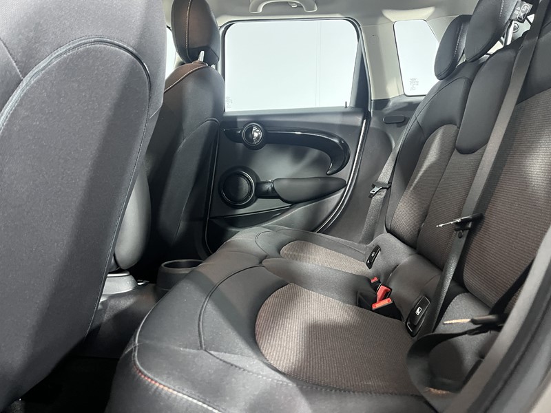 2021 (21) MINI HATCHBACK 1.5 Cooper Classic 5dr 5291622