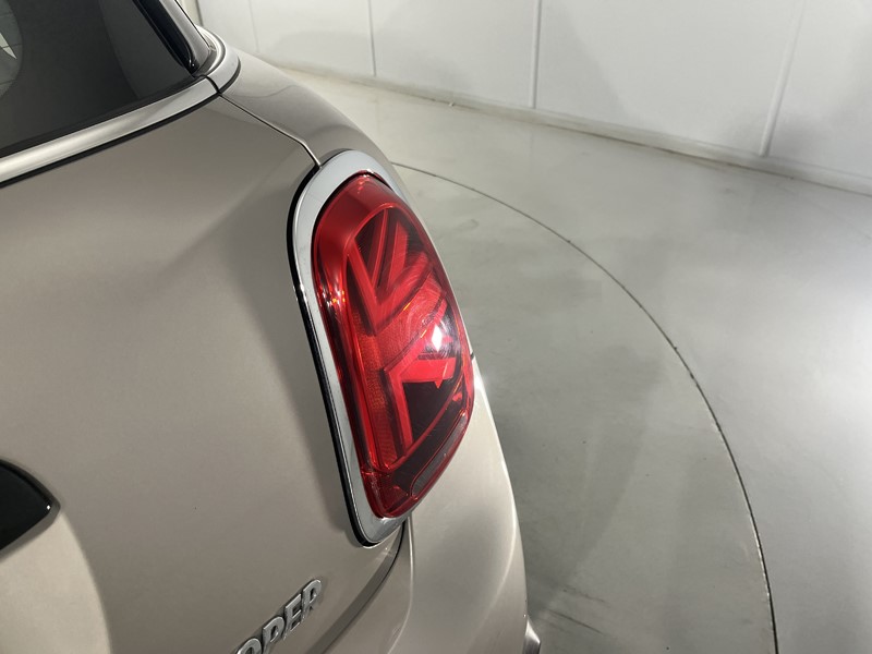 2021 (21) MINI HATCHBACK 1.5 Cooper Classic 5dr 5291627