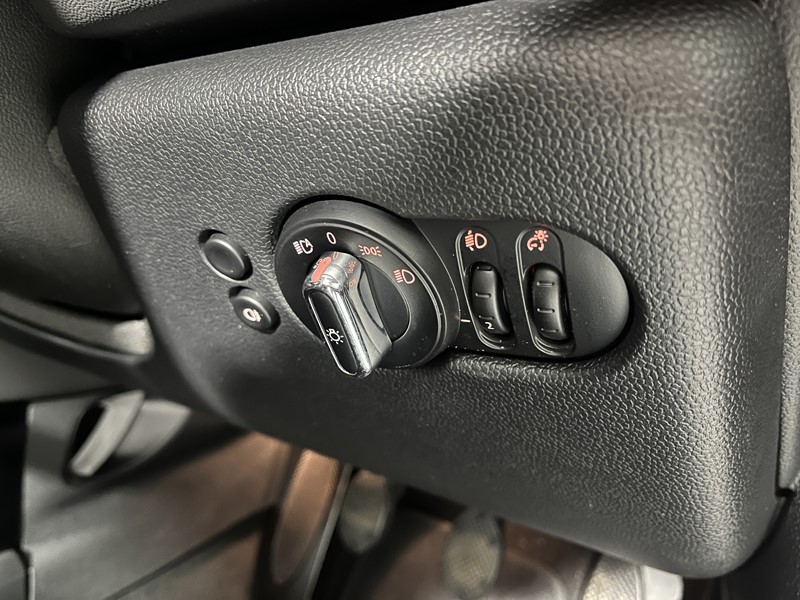 2021 (21) MINI HATCHBACK 1.5 Cooper Classic 5dr 5291606