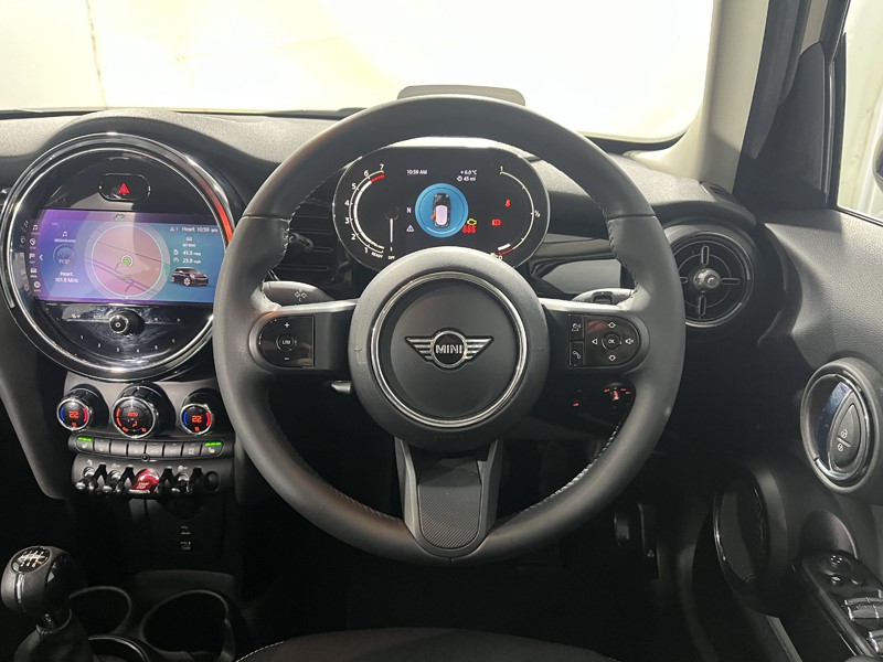 2021 (21) MINI HATCHBACK 1.5 Cooper Classic 5dr 5291590