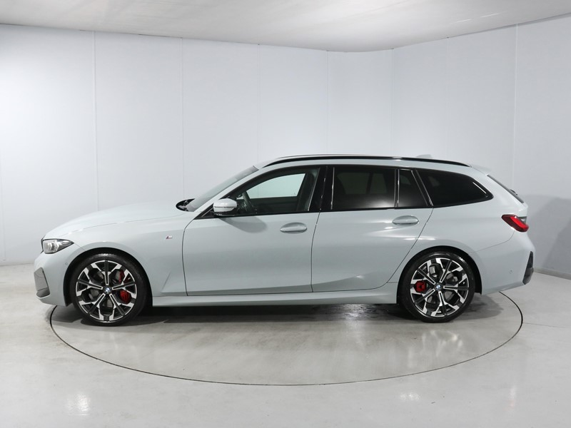 2024 (74) BMW 3 SERIES 320i M Sport 5dr Step Auto 5275495