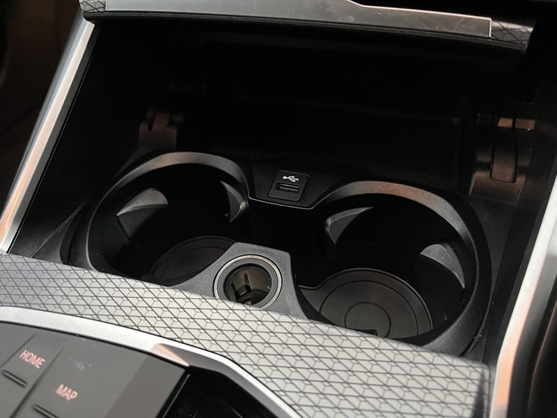 2024 (74) BMW 3 SERIES 320i M Sport 5dr Step Auto 5275477