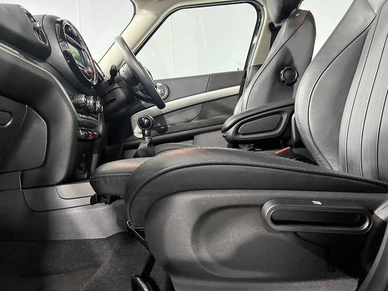 2020 (69) MINI COUNTRYMAN 1.5 Cooper Exclusive 5dr 5281683