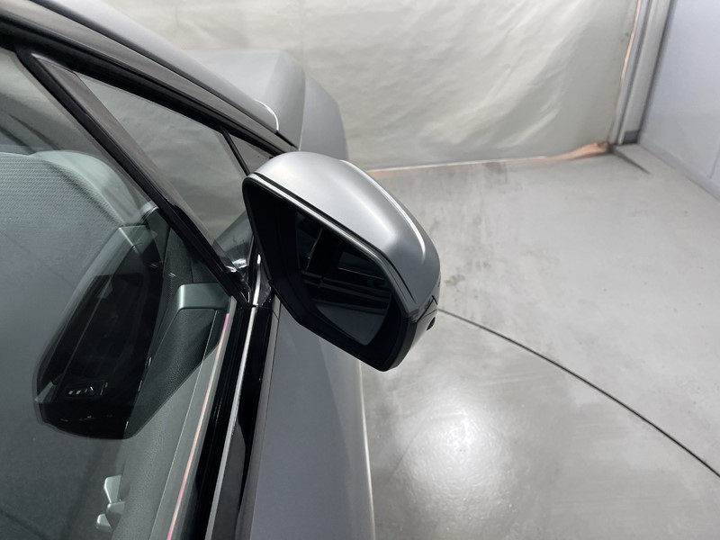 2026 (26) BMW iX 400kW xDrive60 M Sport 112kWh 5dr Auto 5608227