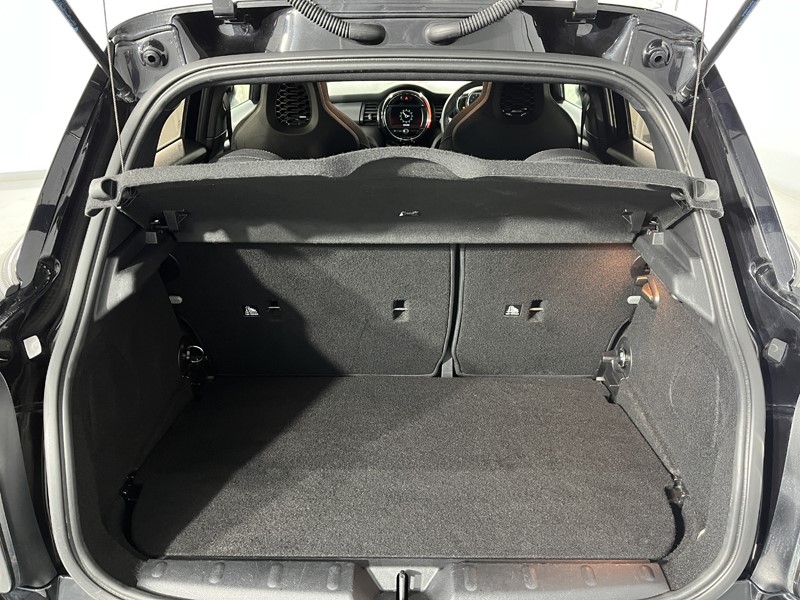 2019 (69) MINI HATCHBACK 1.5 Cooper Sport II 5dr 5281103