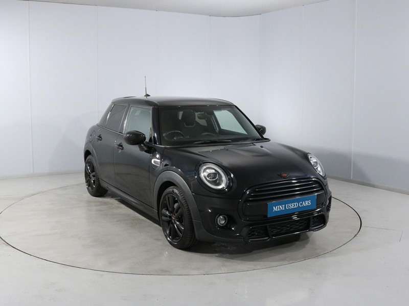 2019 (69) MINI HATCHBACK 1.5 Cooper Sport II 5dr