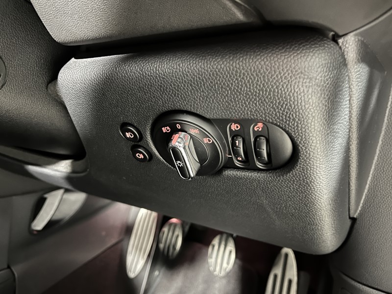 2019 (69) MINI HATCHBACK 1.5 Cooper Sport II 5dr 5281111