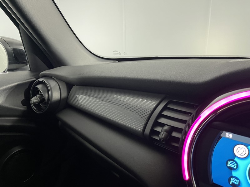 2019 (69) MINI HATCHBACK 1.5 Cooper Sport II 5dr 5281116