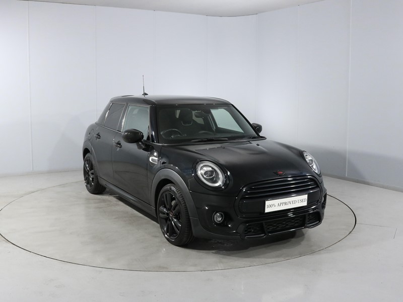 2019 (69) MINI HATCHBACK 1.5 Cooper Sport II 5dr