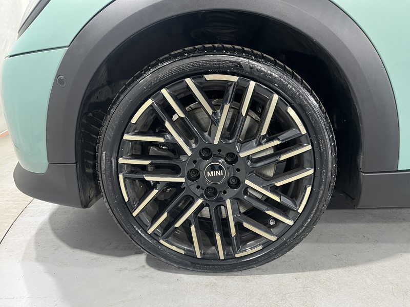 2025 (74) MINI COOPER 2.0 S Exclusive 5dr Auto 5291845