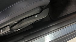2025 (74) MINI COOPER 2.0 S Exclusive 5dr Auto 5291851