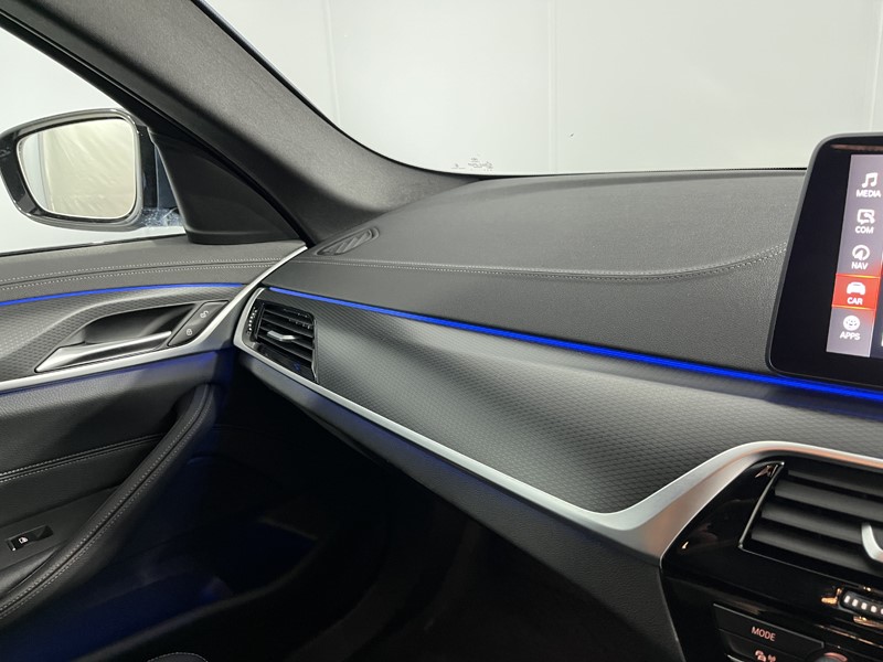 2024 (24) BMW 5 SERIES 520d MHT M Sport 5dr Step Auto 5303648