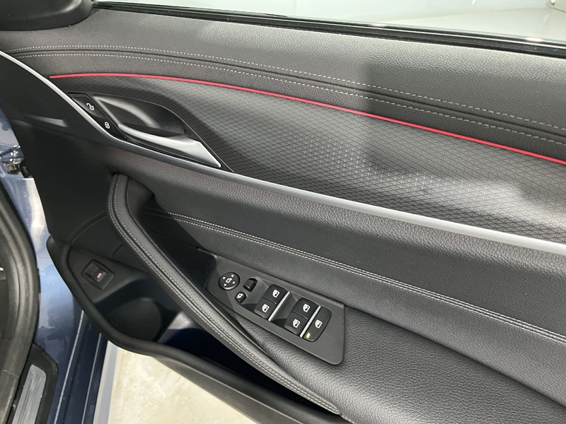 2024 (24) BMW 5 SERIES 520d MHT M Sport 5dr Step Auto 5303642