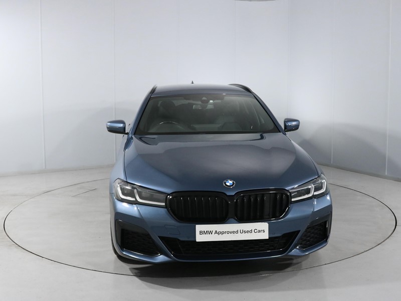 2024 (24) BMW 5 SERIES 520d MHT M Sport 5dr Step Auto 5263249