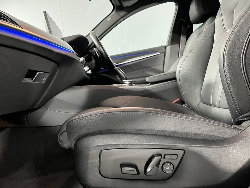 2024 (24) BMW 5 SERIES 520d MHT M Sport 5dr Step Auto 5263268