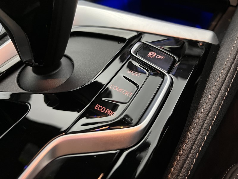 2024 (24) BMW 5 SERIES 520d MHT M Sport 5dr Step Auto 5263266