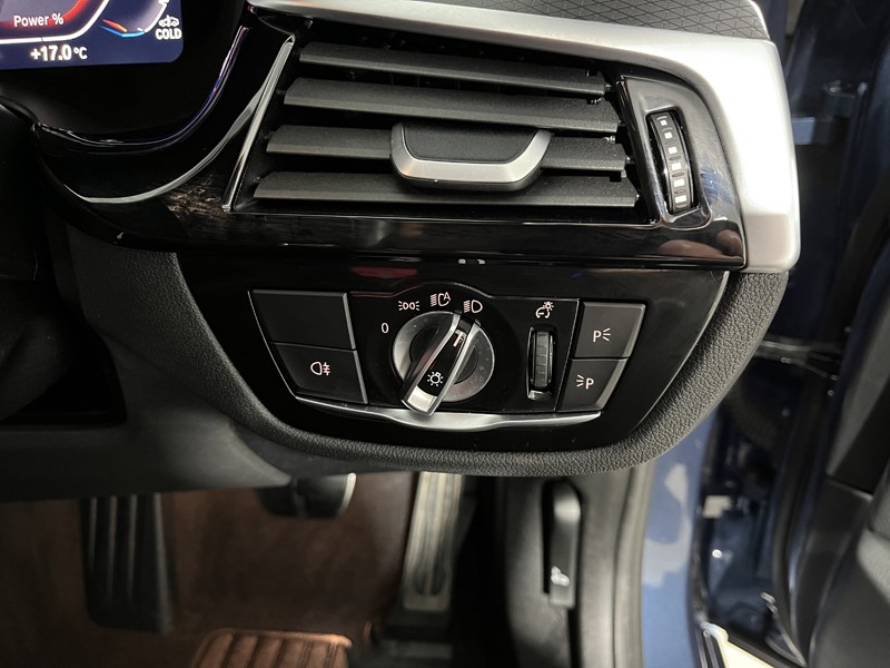 2024 (24) BMW 5 SERIES 520d MHT M Sport 5dr Step Auto 5303643