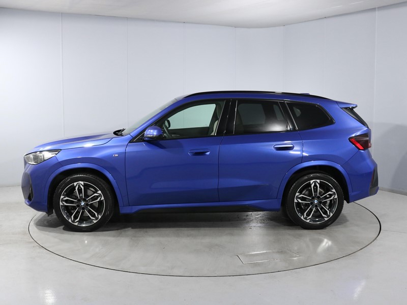 2022 (72) BMW X1 sDrive 20i MHT M Sport 5dr Step Auto 5281181