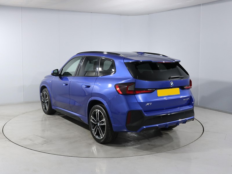 2022 (72) BMW X1 sDrive 20i MHT M Sport 5dr Step Auto 5281136