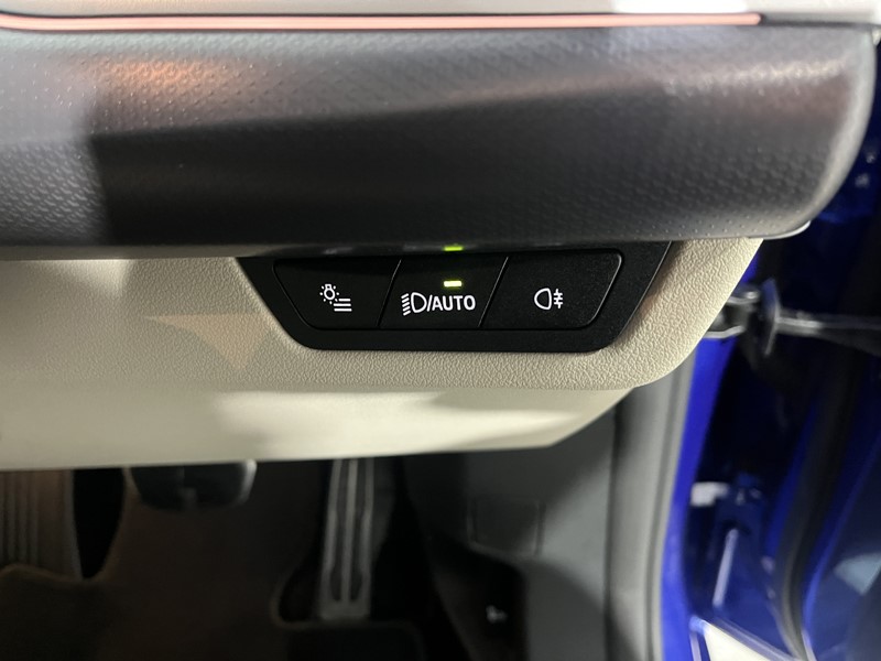 2022 (72) BMW X1 sDrive 20i MHT M Sport 5dr Step Auto 5281154