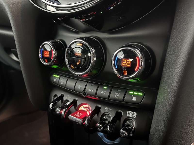 2023 (73) MINI CONVERTIBLE 2.0 Cooper S Sport Premium 2dr 5299791