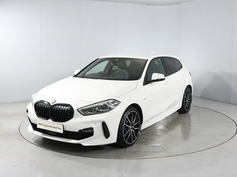 2024 (24) BMW 1 SERIES 118i [136] M Sport 5dr Step Auto [LCP] 5307996