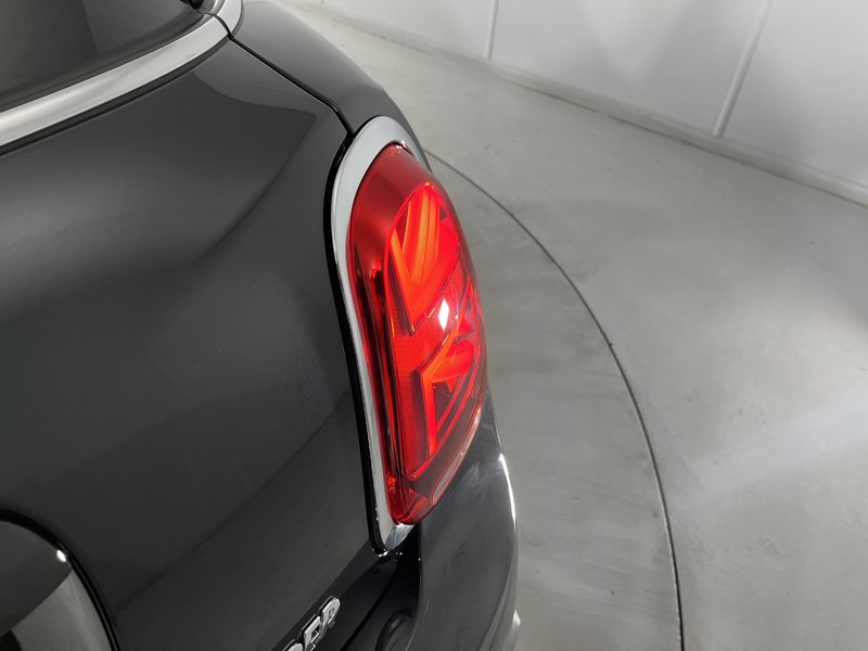 2023 (23) MINI HATCHBACK 1.5 Cooper Classic Premium 5dr Auto 5281221